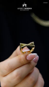 Modern Prizma Altın Yüzük