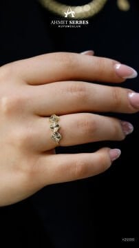 Yonca Altın Yüzük