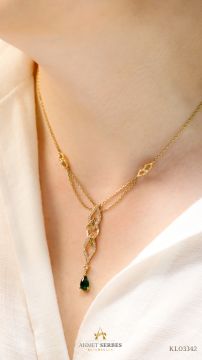 Yeşil Taşlı Altın Kolye