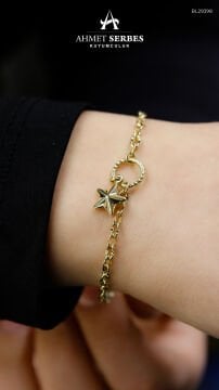 Yıldız Charmlı Altın Bileklik