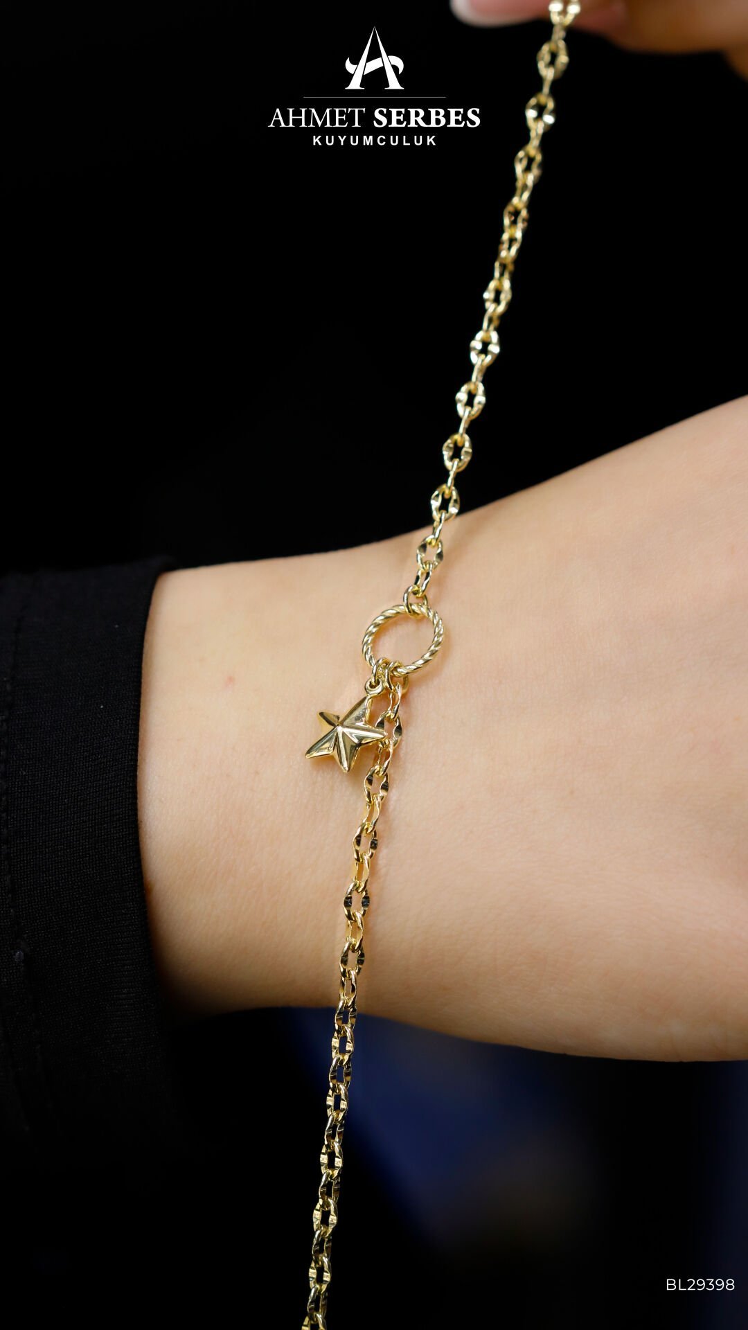 Yıldız Charmlı Altın Bileklik