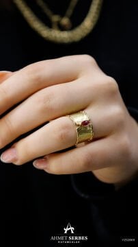 Cetaş Dövmeli Taşlı Yüzük