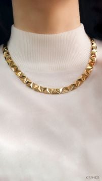 Üçgen Prizma Altın Gerdanlık