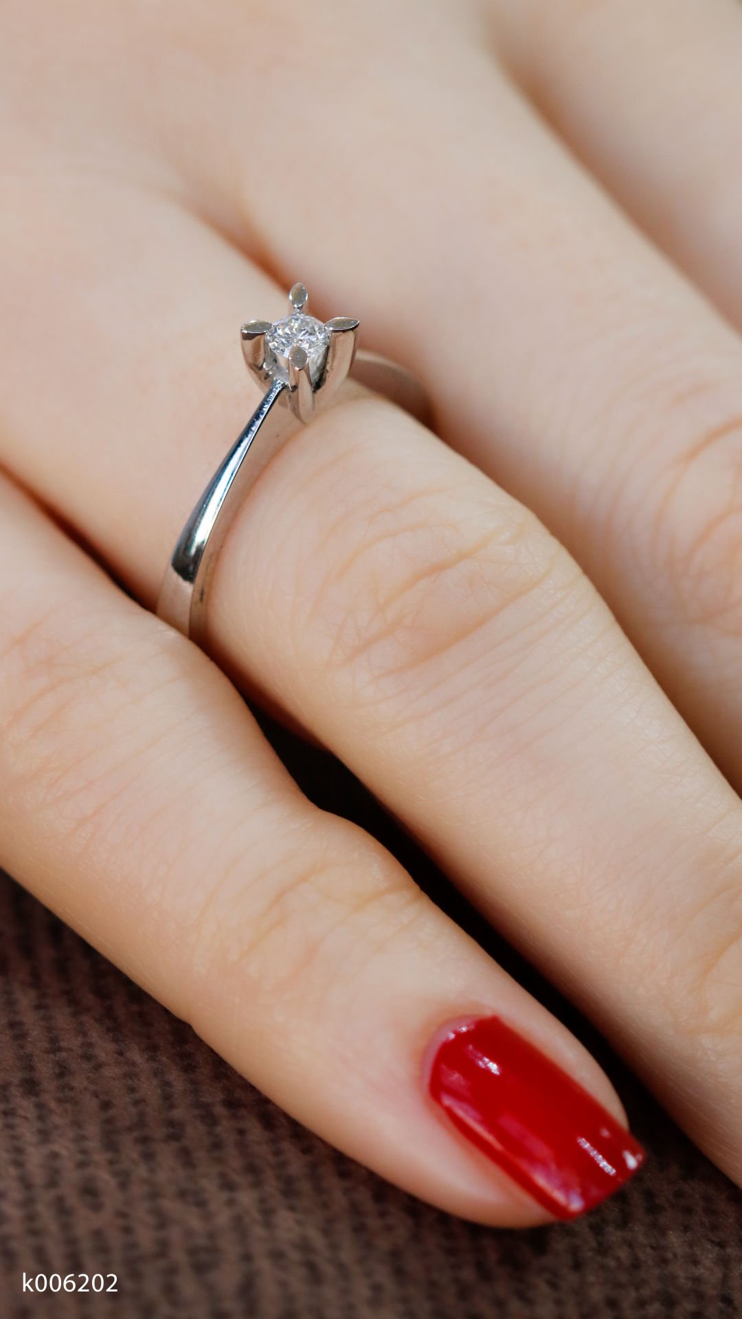 0.15 Karat Pırlanta Tektaş Yüzük