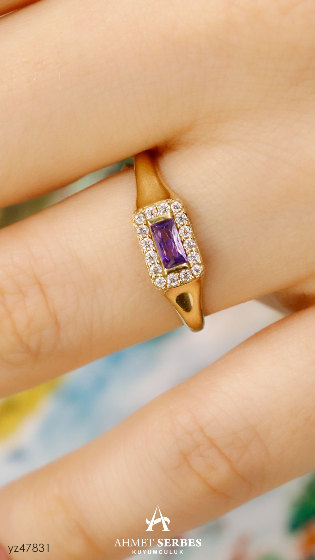 Mor Dikdörtgen Taşlı Yüzük