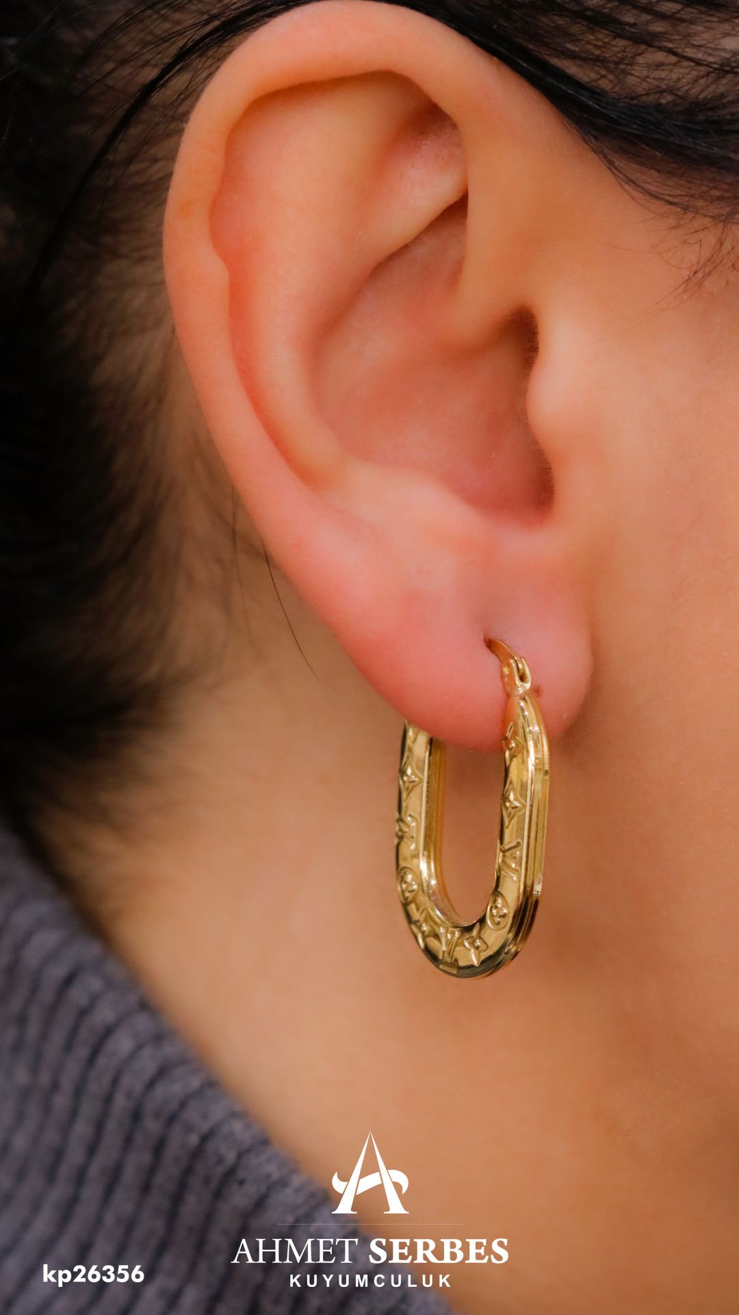 Desenli Altın Küpe