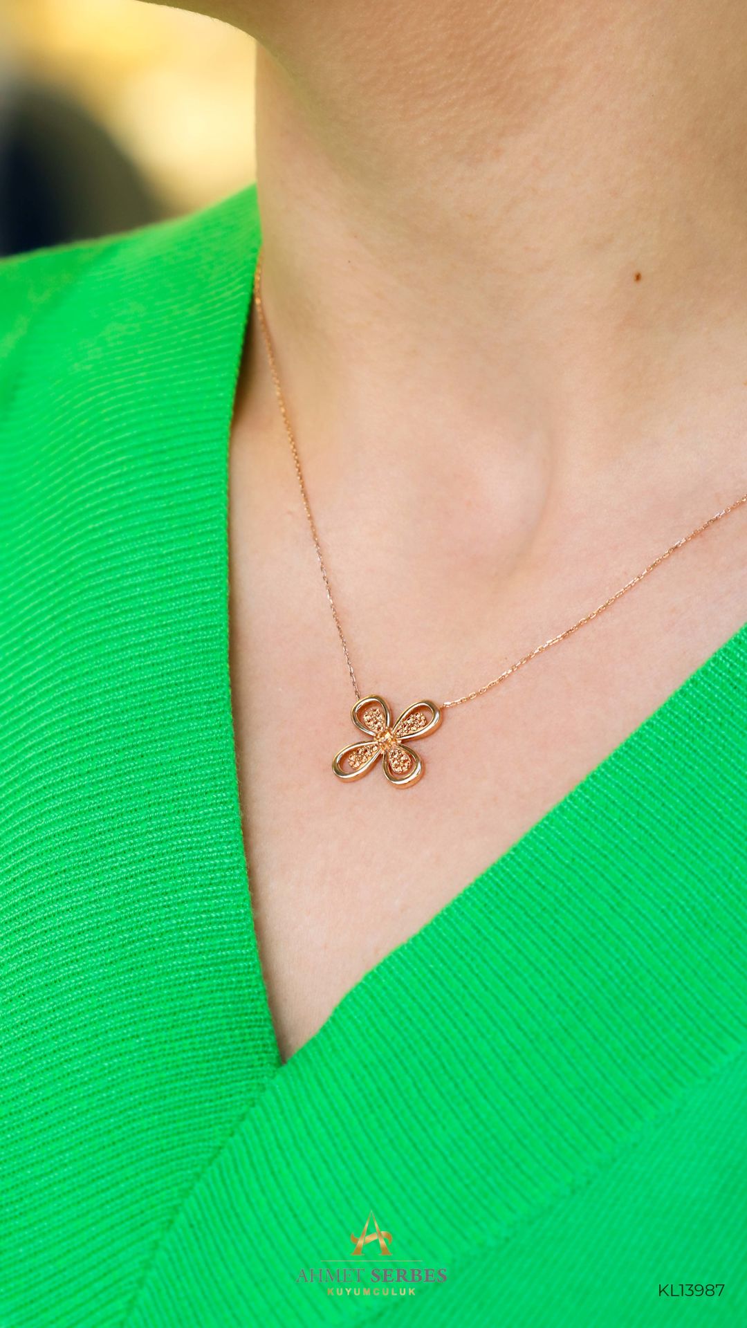 Yonca Şans Altın Kolye