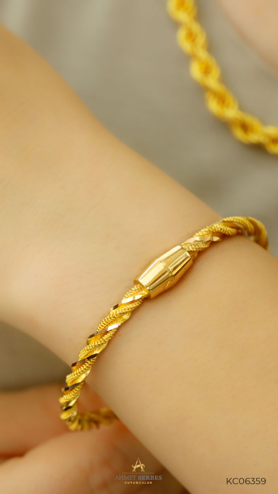 22 Ayar Altın Burma Kelepçe