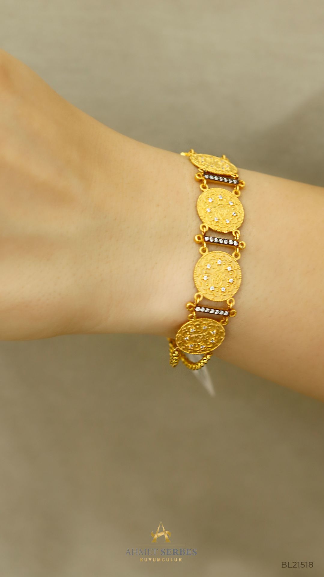 Altın Bileklik
