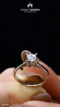 Altın Tektaş Yüzük