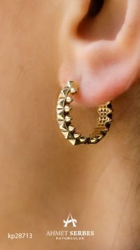 Piramit Altın Halka Küpe