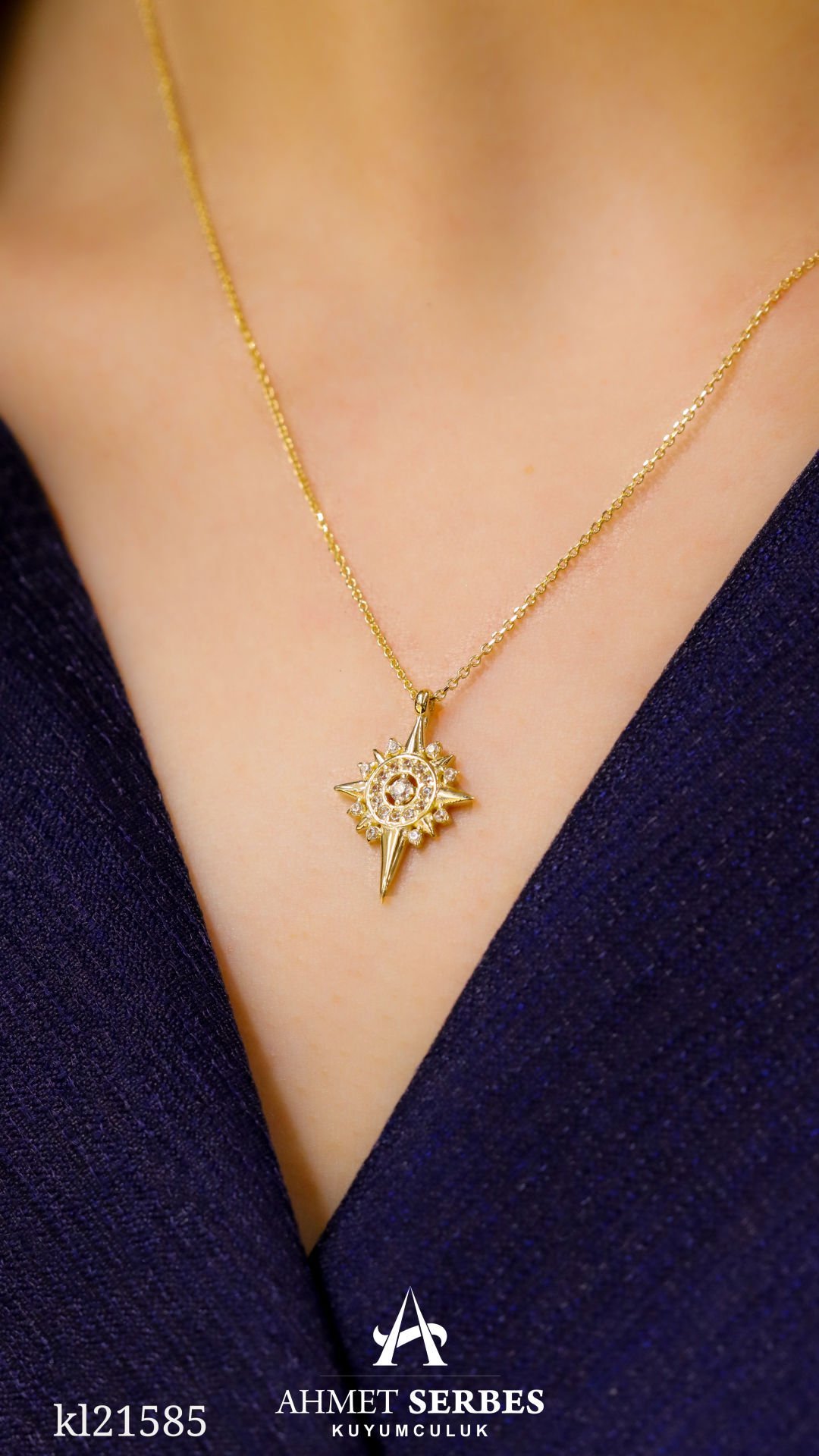 Altın Kutup Yıldızı Kolye