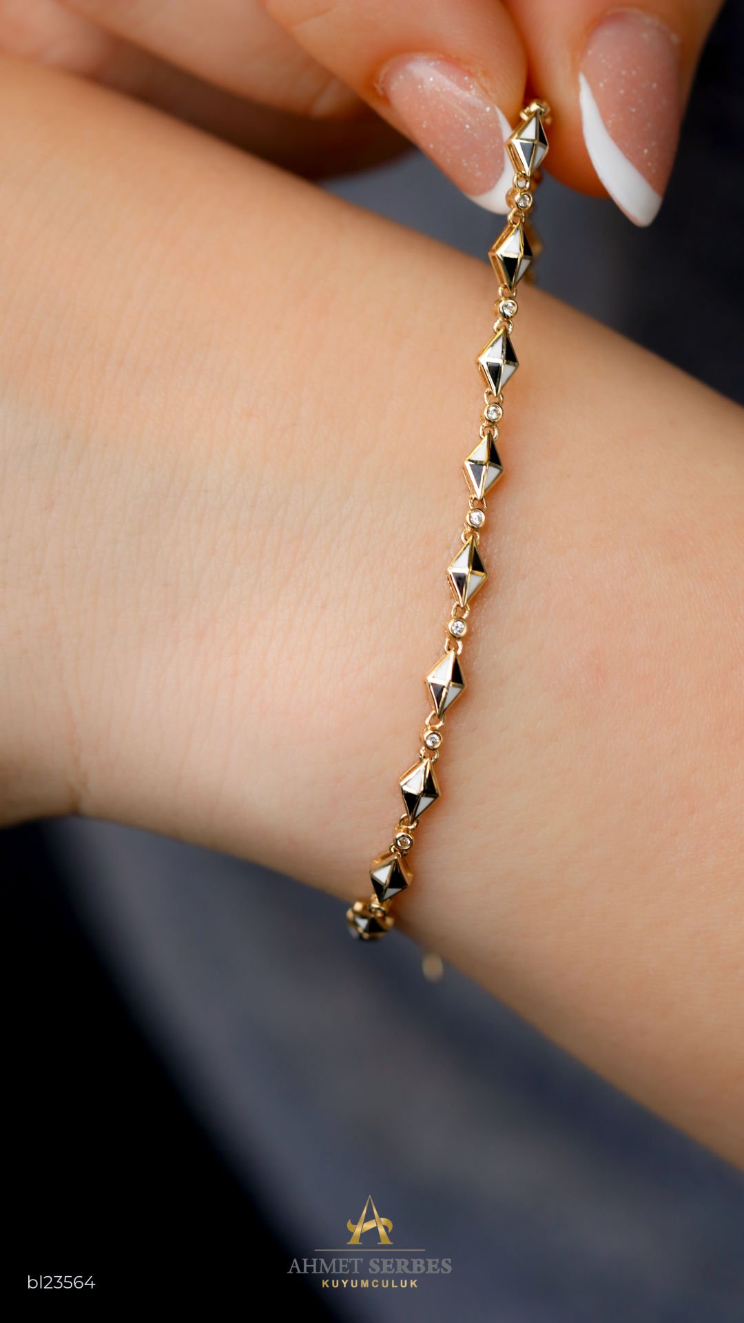 Roberto Bravo Volare Bileklik