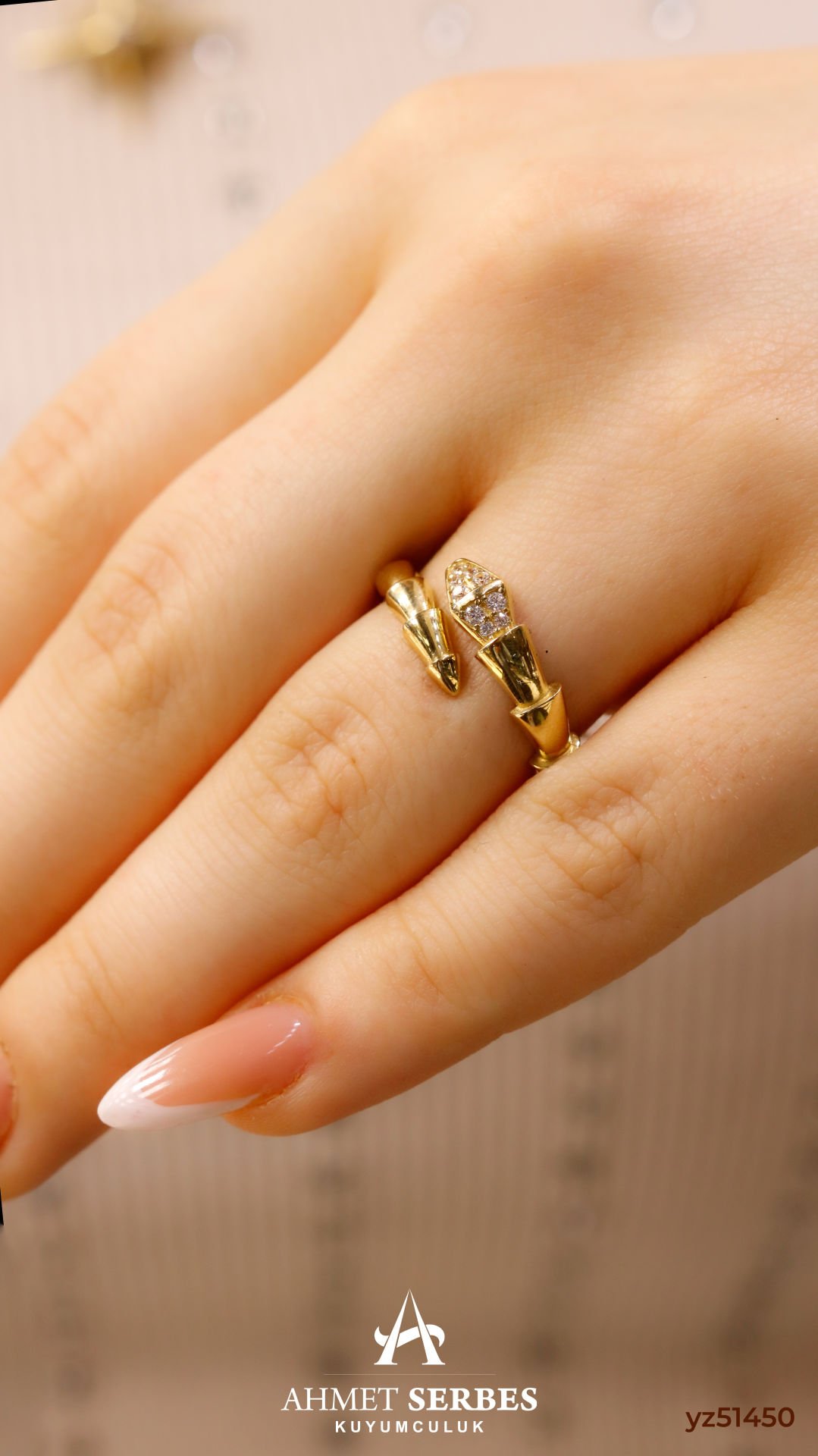 Taşlı Yılan Altın Yüzük