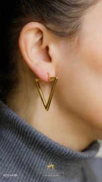 Üçgen Altın Küpe