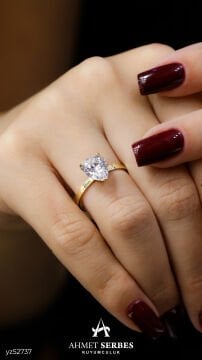 Damla Taş Altın Yüzük