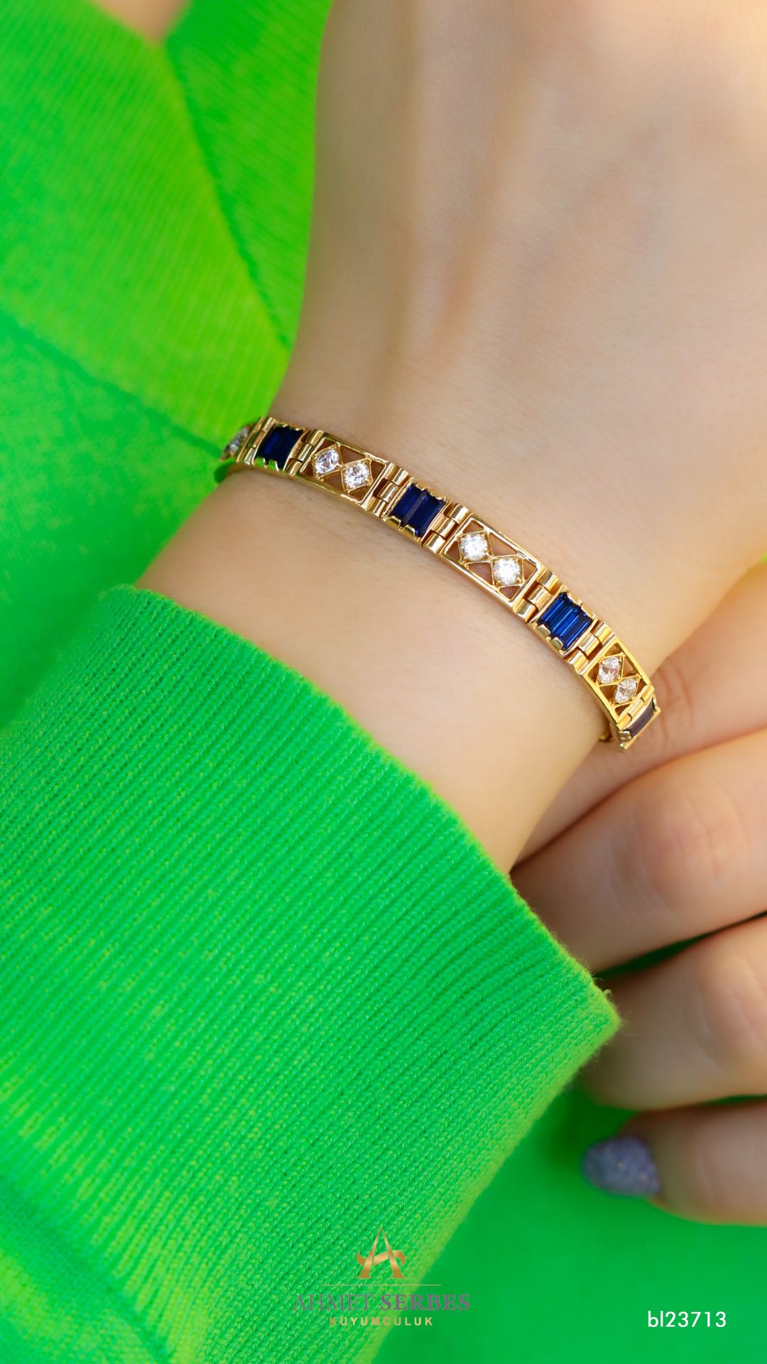 Mavi Taşlı Altın Bileklik