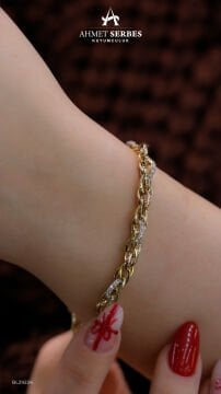 Taşlı Hallow Altın Bileklik