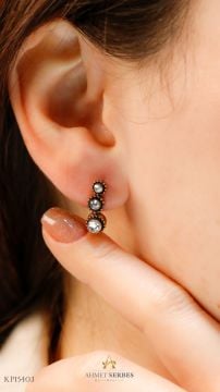 Elmas Görünümlü Altın Küpe